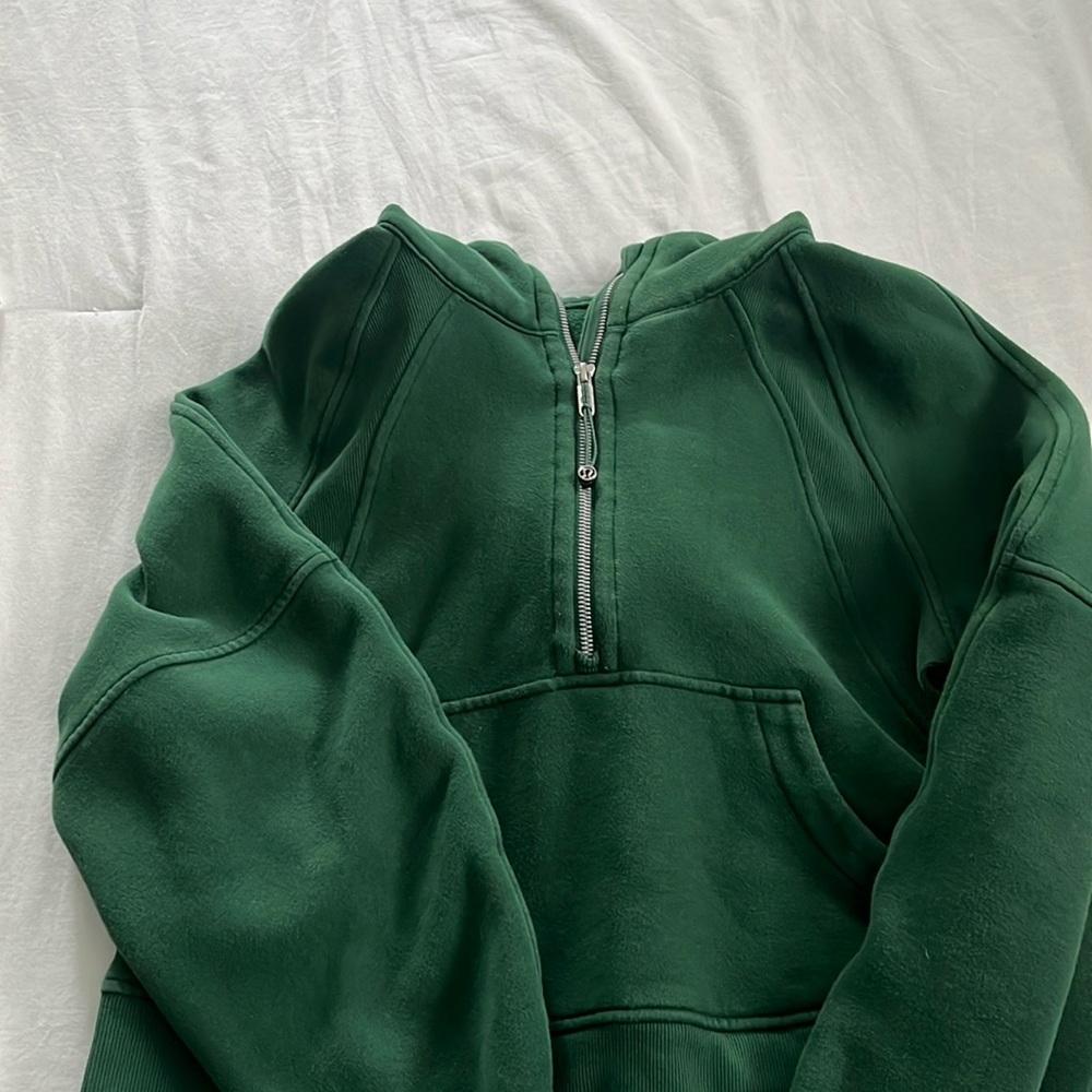 LULULEMON SCUBA!